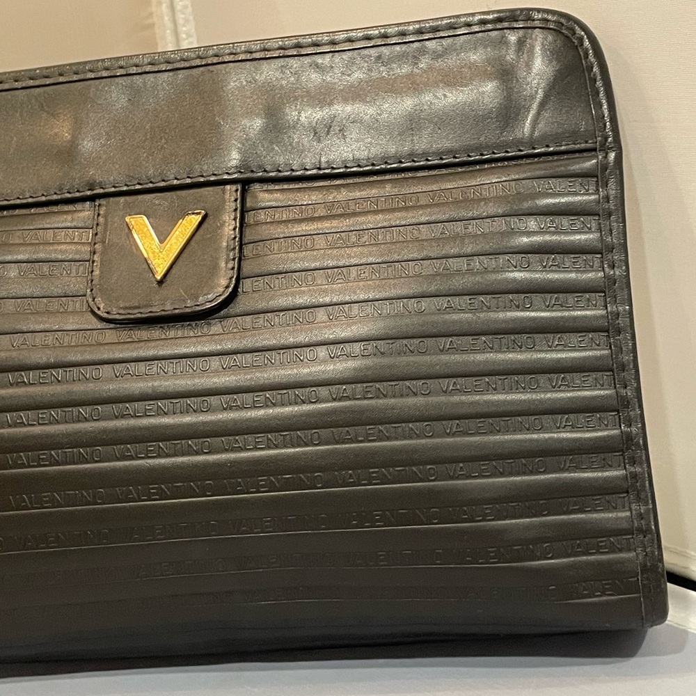 EUC Auth Mario Valentino VTG Black Leather Hinge Clutch Handbag Purse GHW Lux! - Picture 5 of 14
